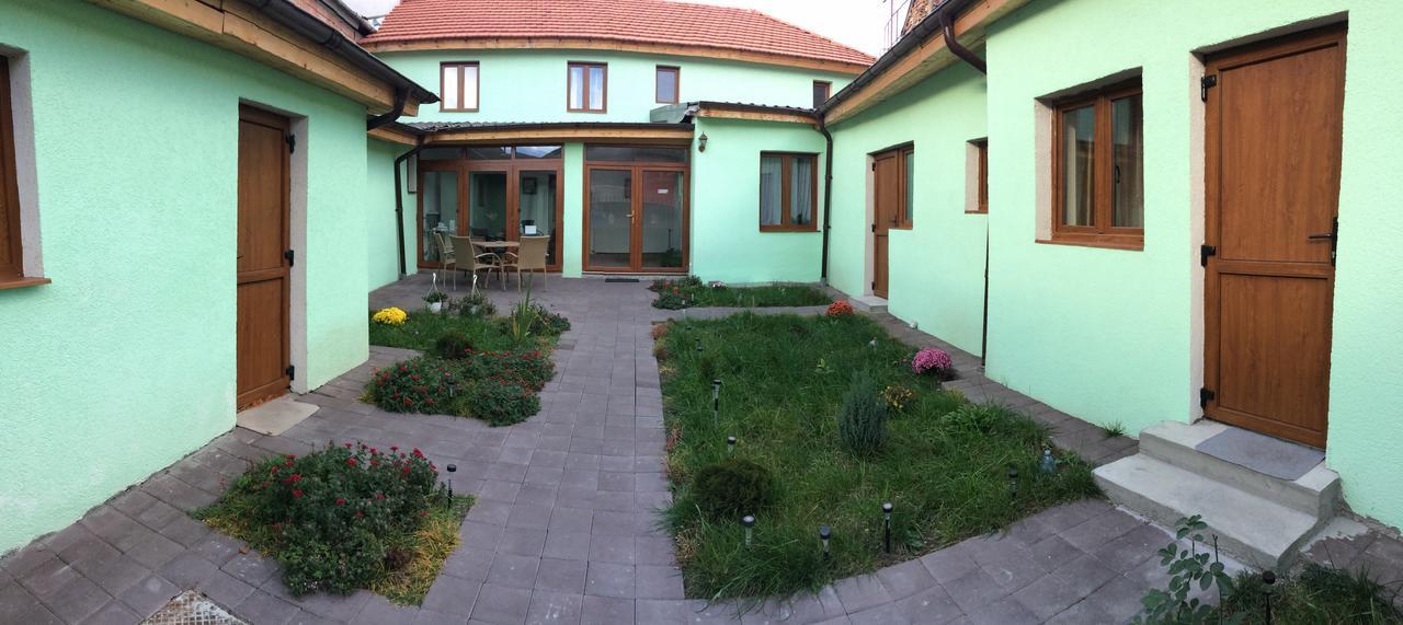 Casa Aurelia Bed & Breakfast Sibiu Exterior photo